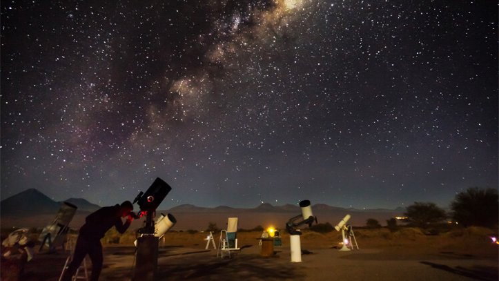 Astronomical tour in the Atacama Desert